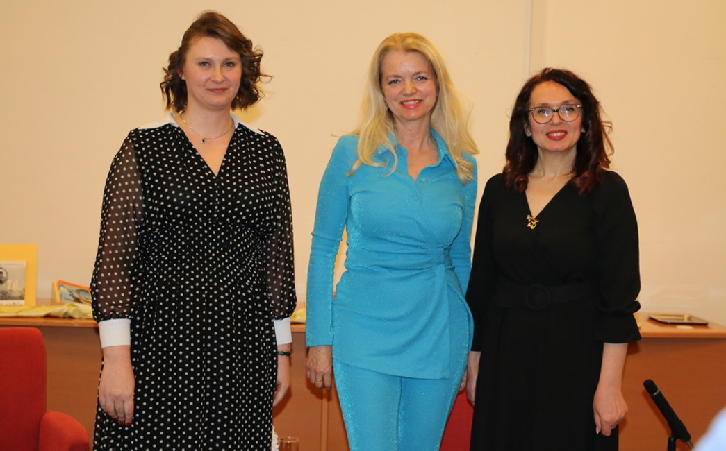 Vjekoslava Huljić na Noći knjige u Gradskoj knjižnici Slavonski Brod