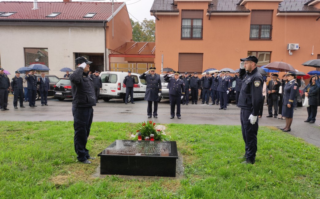 Policijska uprava brodsko-posavska obilježila Dan policije 