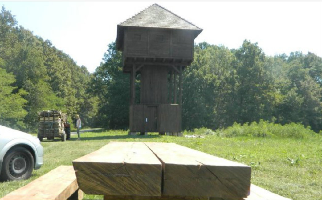 Čardak iz doba Osmanlija na pašnjaku Iva