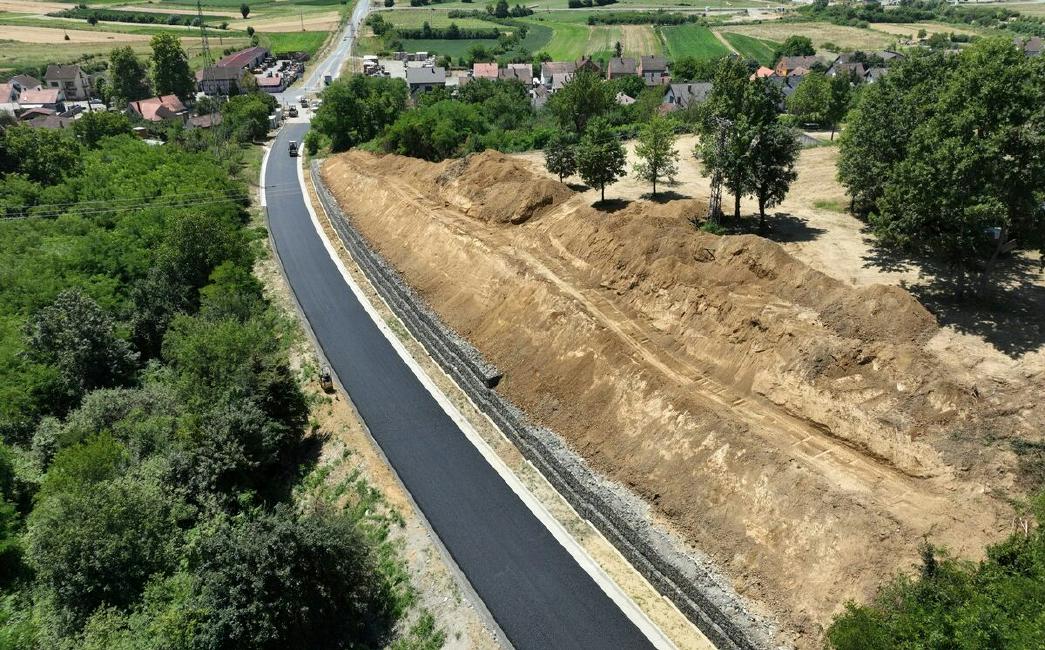 Vozila cestom Rešetari-Baćin Dol kreću sredinom rujna