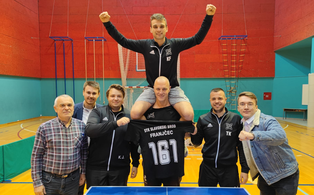 Stolnotenisači Slavonskog Broda uoči početka nove sezone