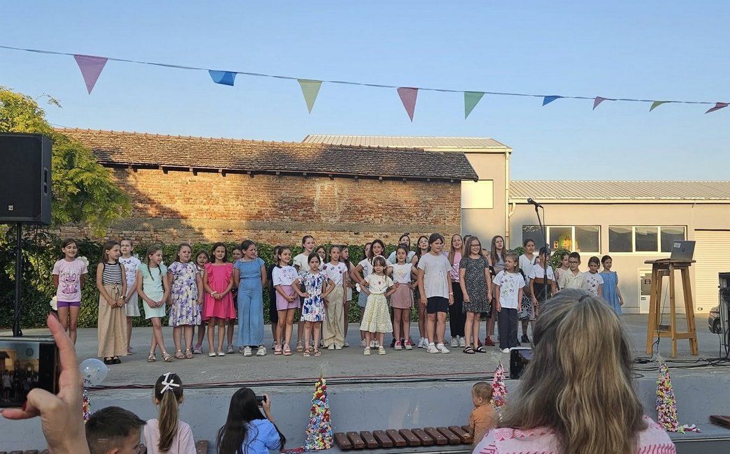 7. FOLKLORIJADA U DONJIM ANDRIJEVCIMA - Baština ne pripada prošlosti, živa je i postoji i danas 