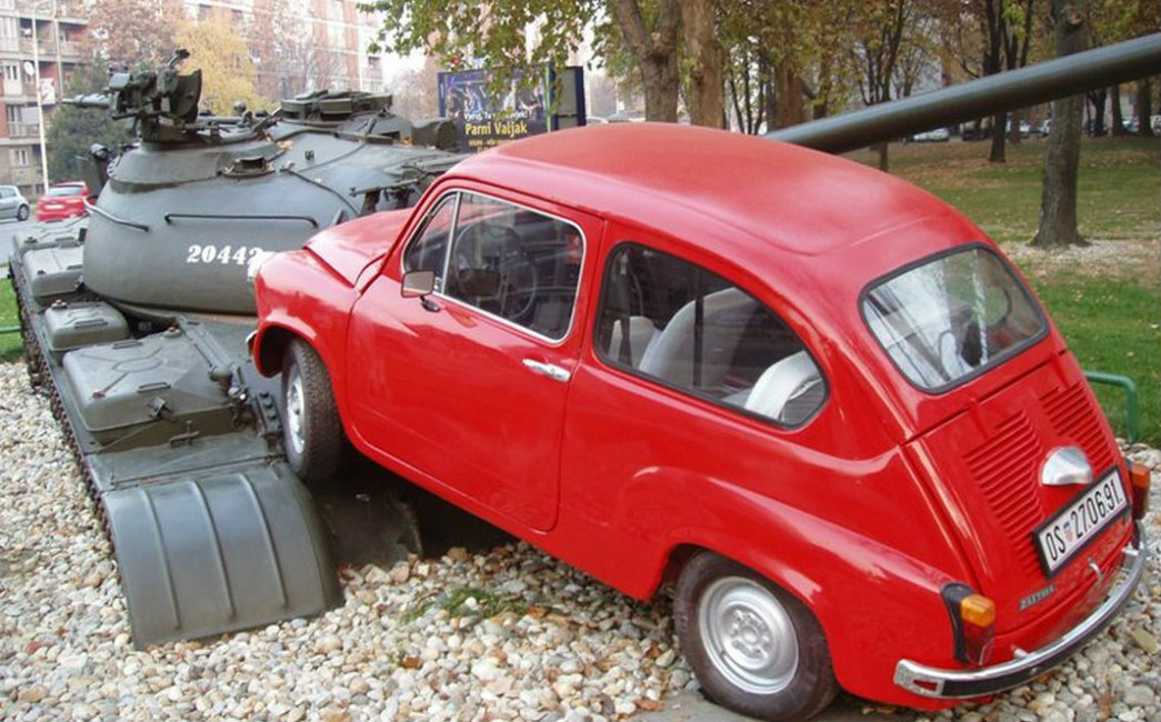 U Osijeku spomenik legendarnom Fići 