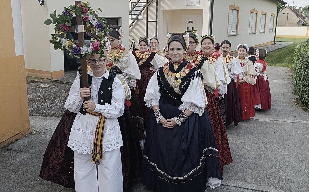 Drevna slavonska baština na 'Spasovo'; znate li što su to 'križi'? 