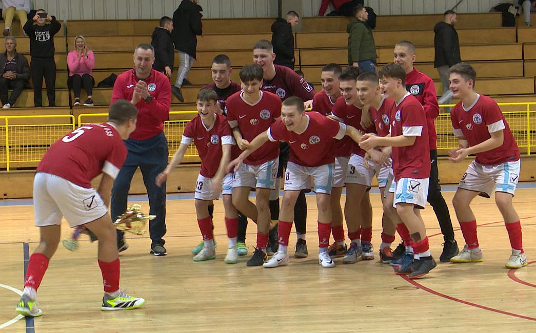  Kadeti MNK Brod 035 – prvaci Slavonije i Baranje
