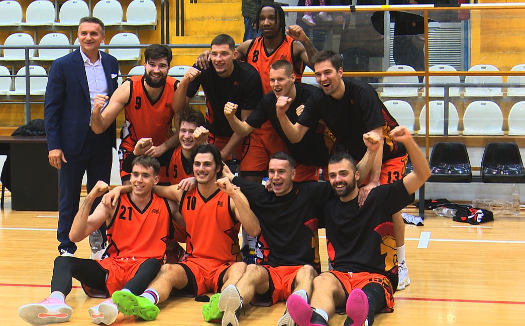  Pobjeda košarkaša 'Marsonije' sa zvukom sirene