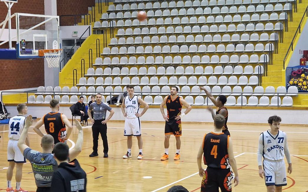 Brođani svladali Đakovčane, odlična igra Amerikanca Henryja