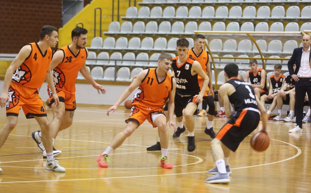  Košarkaši 'Marsonije' do treće uzastopne pobjede 