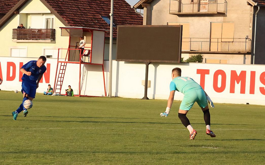  U Donjim Andrijevcima zadržali  najbolje igrače