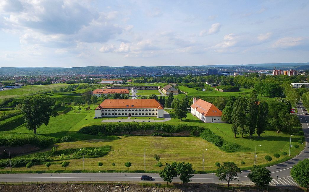 GREDICA ŠARENICA - Tvrđava Brod dobiva pčelinjak, hotel za kukce i edukativni vrt
