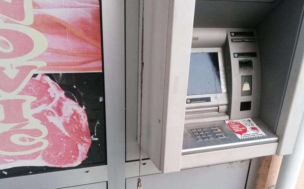 FOTO UBOD: Više tisuća žitelja Budainke i Brodskog Varoša ostali bez bankomata