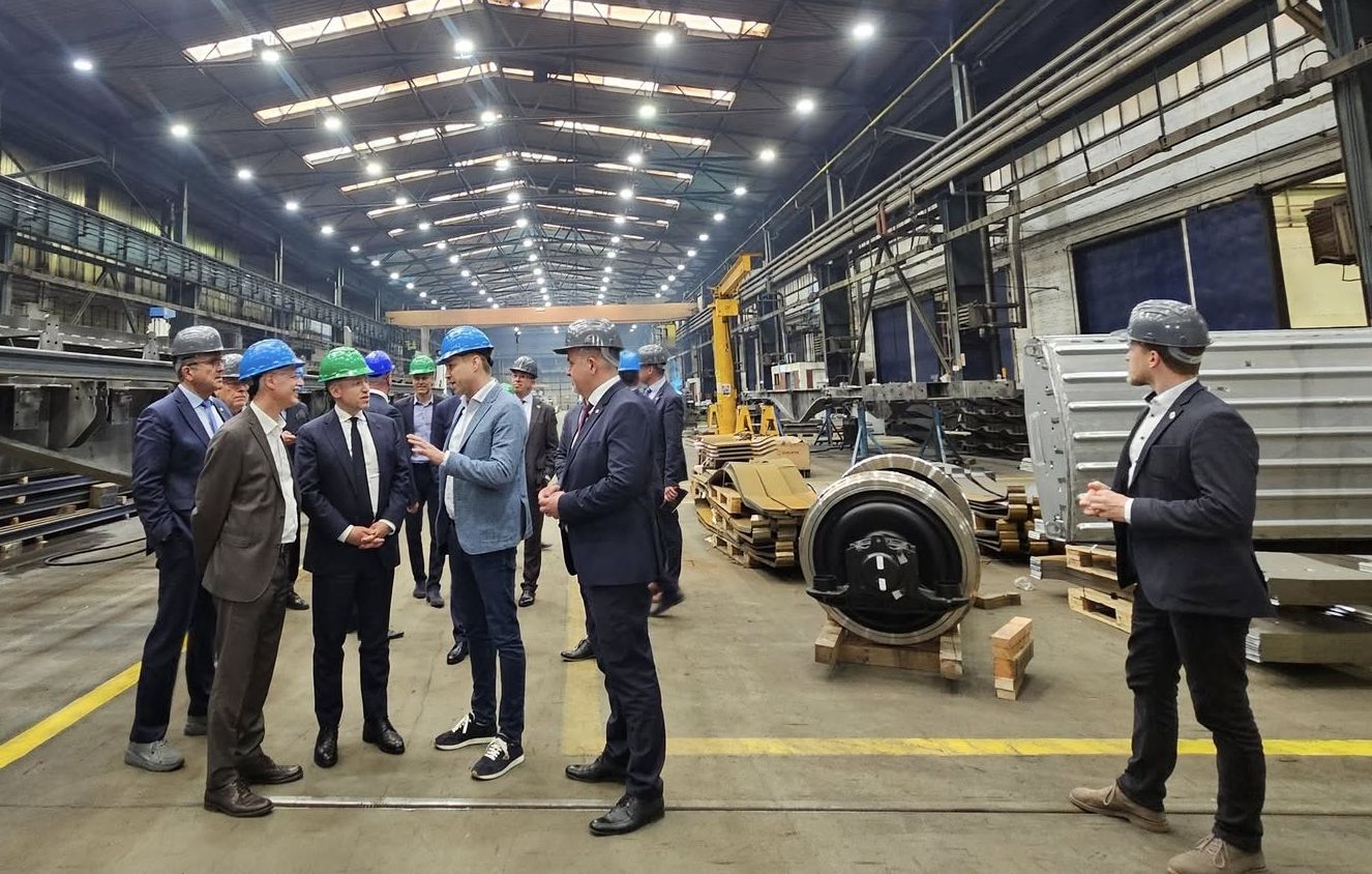  Njemački ministar Manfred Pentz posjetio tvornicu Đuro Đaković