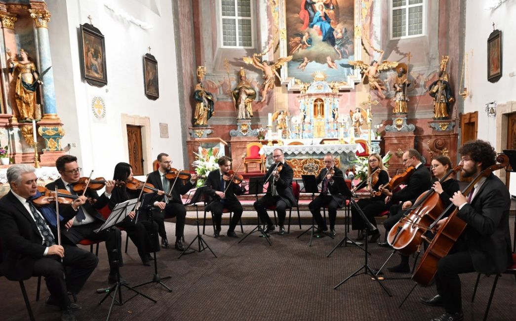 Impresivan koncert Zagrebačkih solista oduševio Brođane