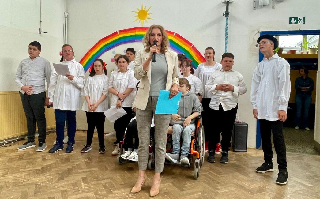 Svečano proslavljen dan Osnovne škole 'Milan Amruš'