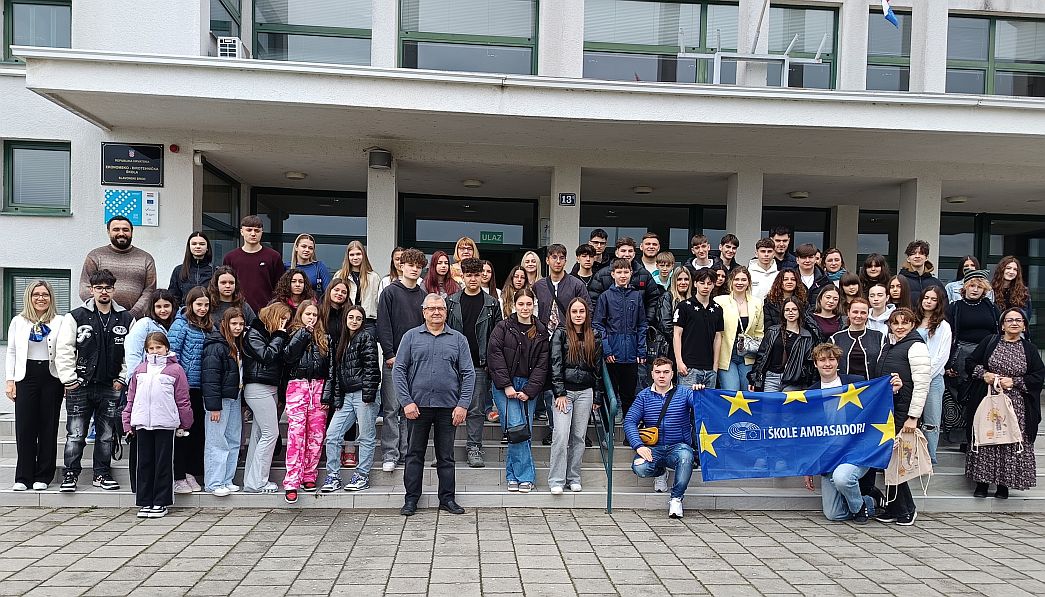 EPAS / eTWINNING - Rumunjski učenici u slavonskobrodskoj srednjoj školi 