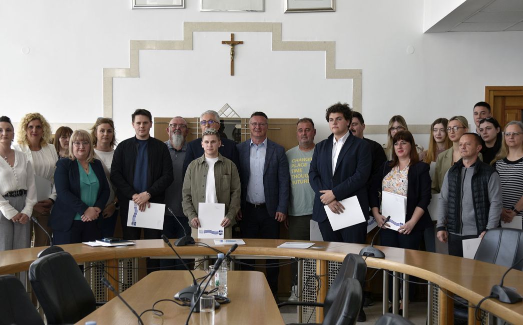 Brodsko-posavska županija dodijelila još 22 stipendije studentima deficitarnih zanimanja