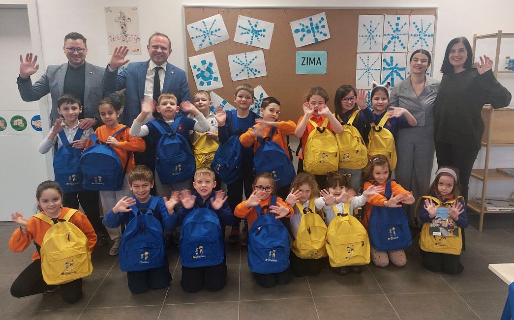 Državni tajnik Mladen Barać posjetio Katoličku osnovnu školu u Slavonskom Brodu