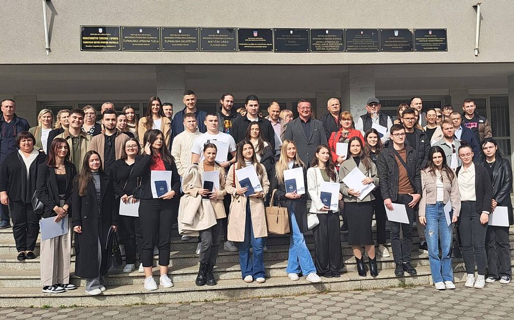  Brodsko-posavska županija dodijelila 39 novih stipendija studentima