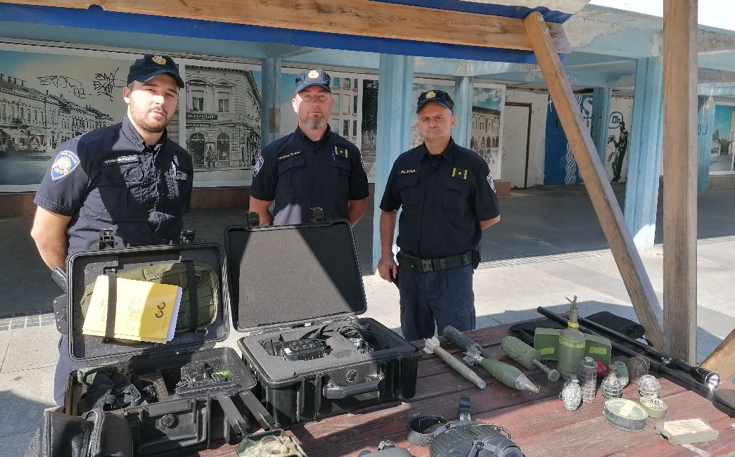 Uz Dan policije prezentacija opreme i tehnike