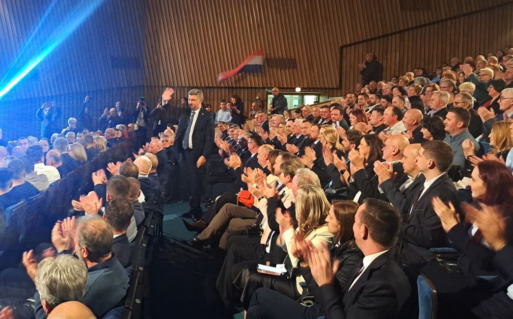 Premijer Andrej Plenković na svečanosti 34. obljetnice brodsko-posavskog HDZ-a u Slavonskom Brodu