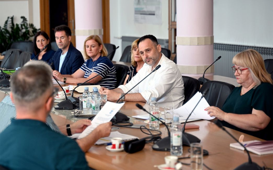 'Ako Zajednica želi potpore, mora to opravdati radom i vidljivim rezultatima'