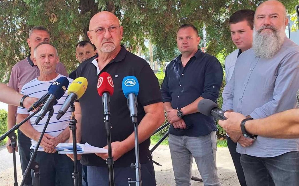 Ratari na nogama:  'u ovakvim uvjetima više ne možemo živjeti'