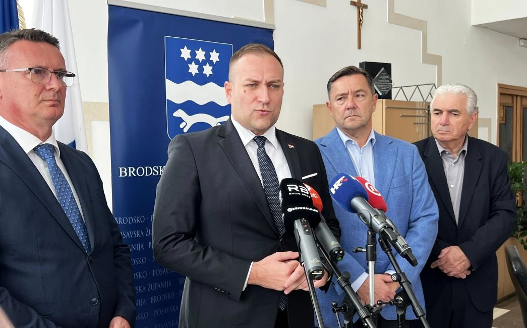 Ministar poljoprivrede u Slavonskom Brodu: nastavlja se borba protiv ASK-a