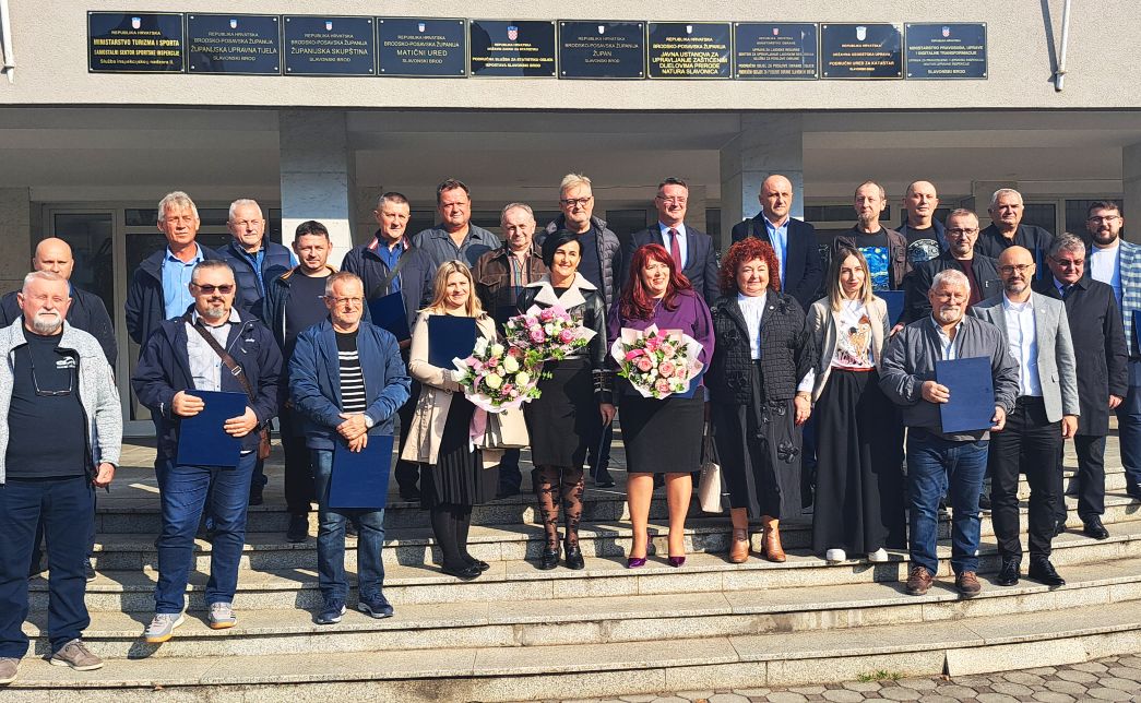 Povelje zahvalnosti višestrukim darovateljima krvi