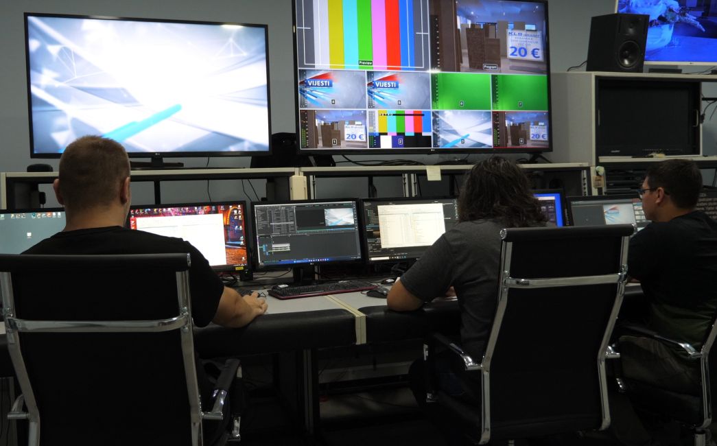 SVJETSKI DAN TELEVIZIJE - TV kolegicama i kolegama čestitamo njihov dan