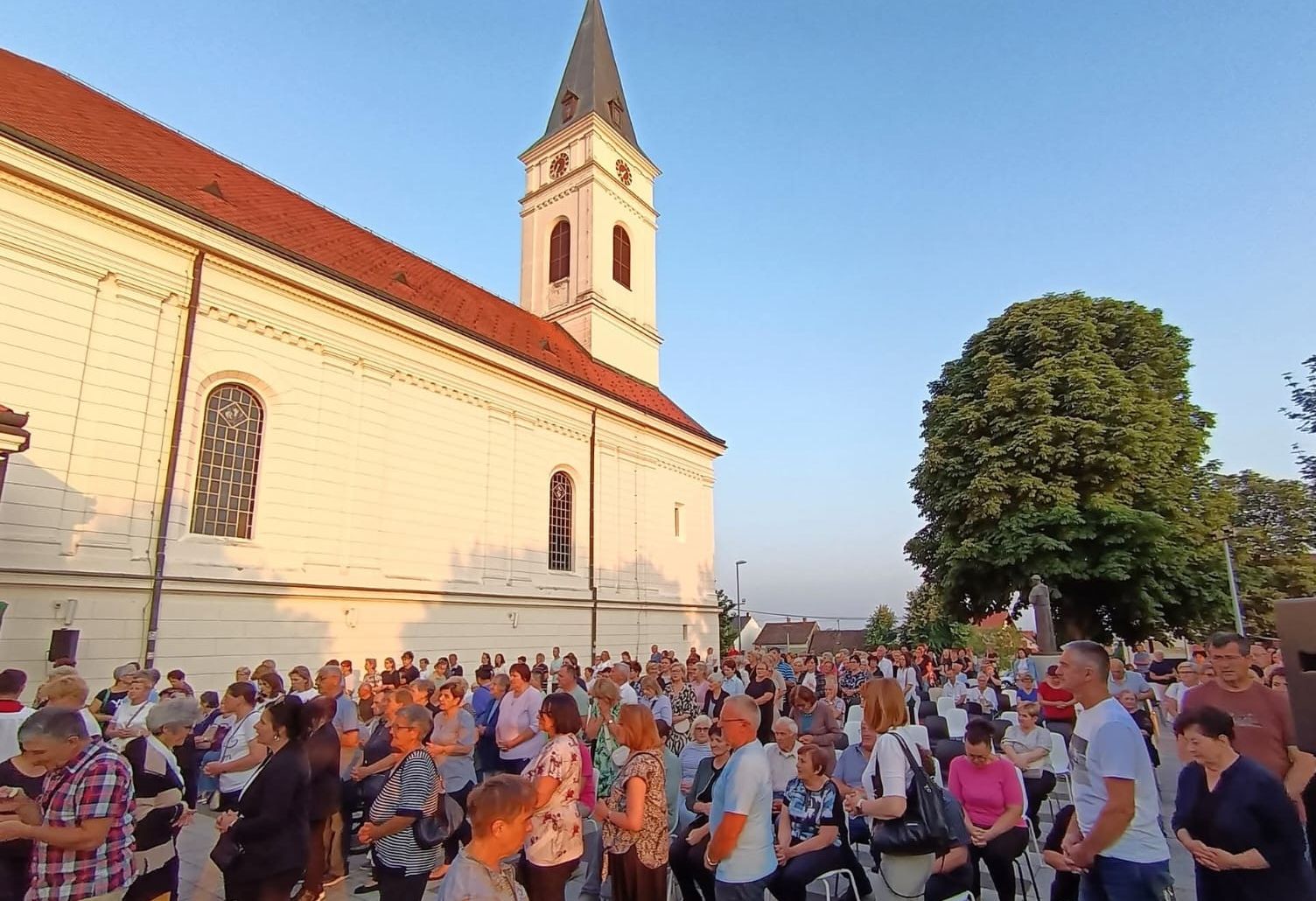 U Podvinje stižu brojni hodočasnici, počela duhovna priprava za slavlje Antunova