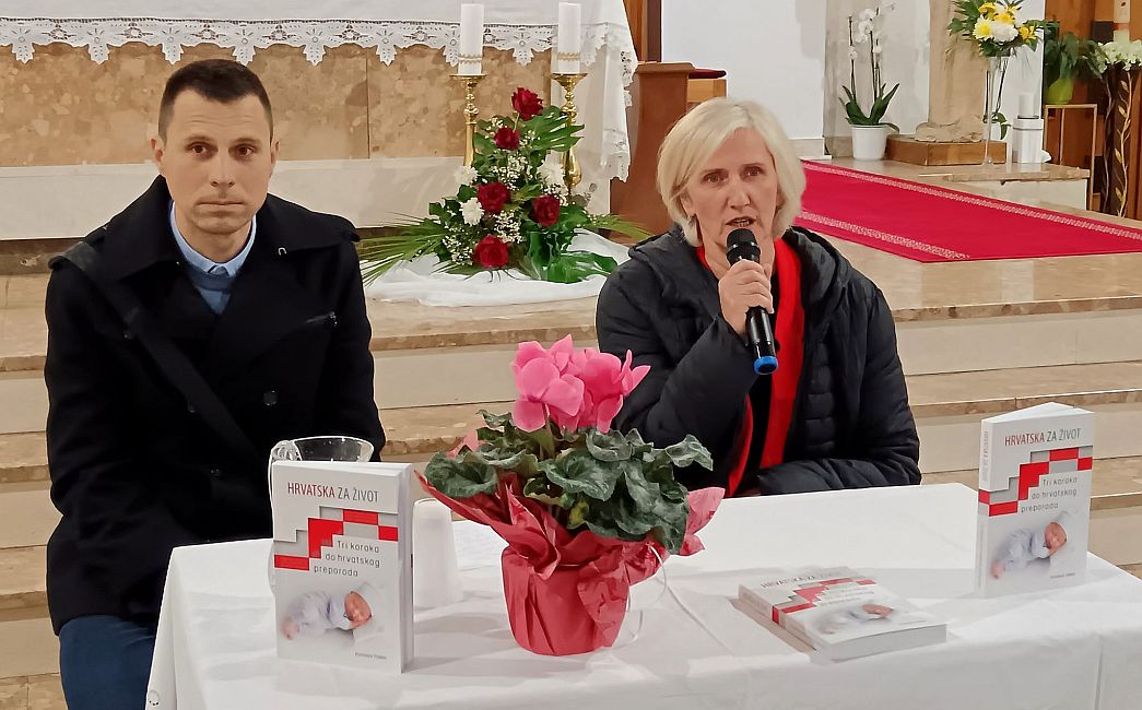 Predstavljena  knjiga 'Hrvatska za život – tri koraka do hrvatskog preporoda'