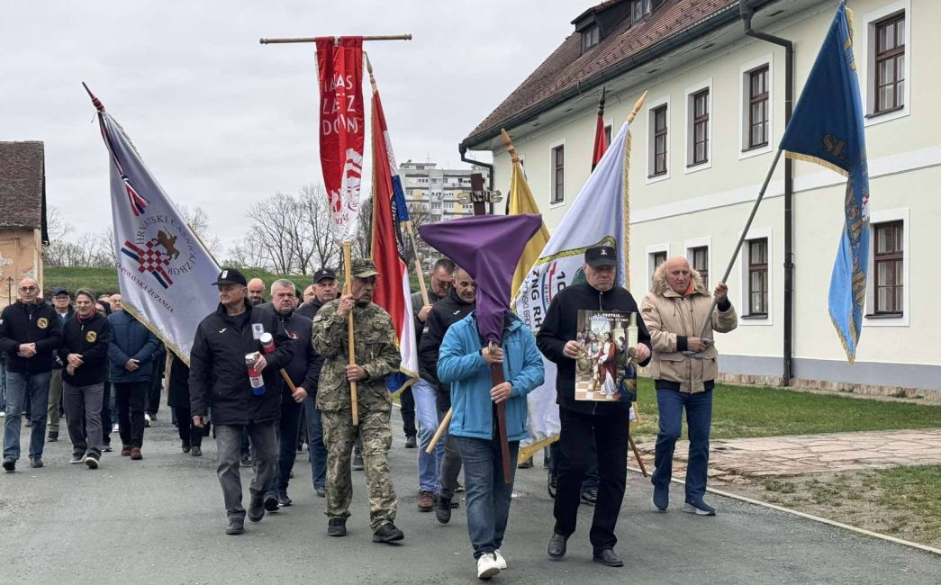 U Slavonskom Brodu održan 16. Križni put hrvatskih branitelja