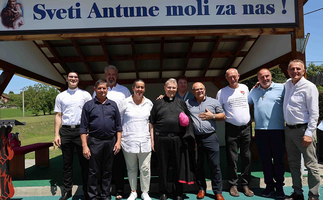 'NOVO SRCE' - Četiri desetljeća žive vjere i molitvenog zajedništva