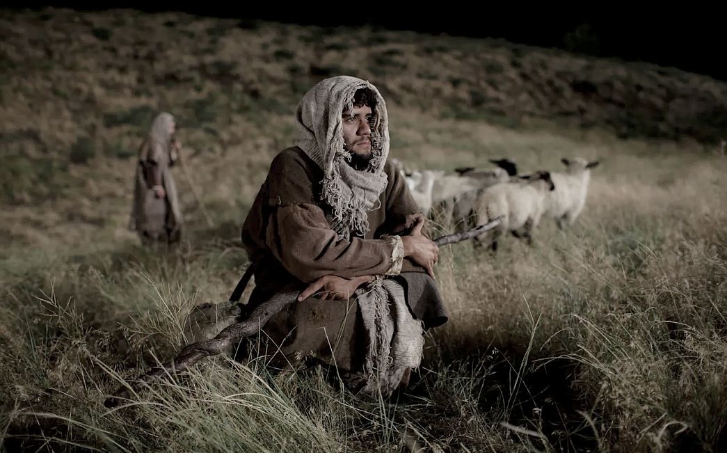 BADNJAK -  Vjernici večeras u svetoj božićnoj noći iščekuju rođenje Bogočovjeka Isusa Krista...