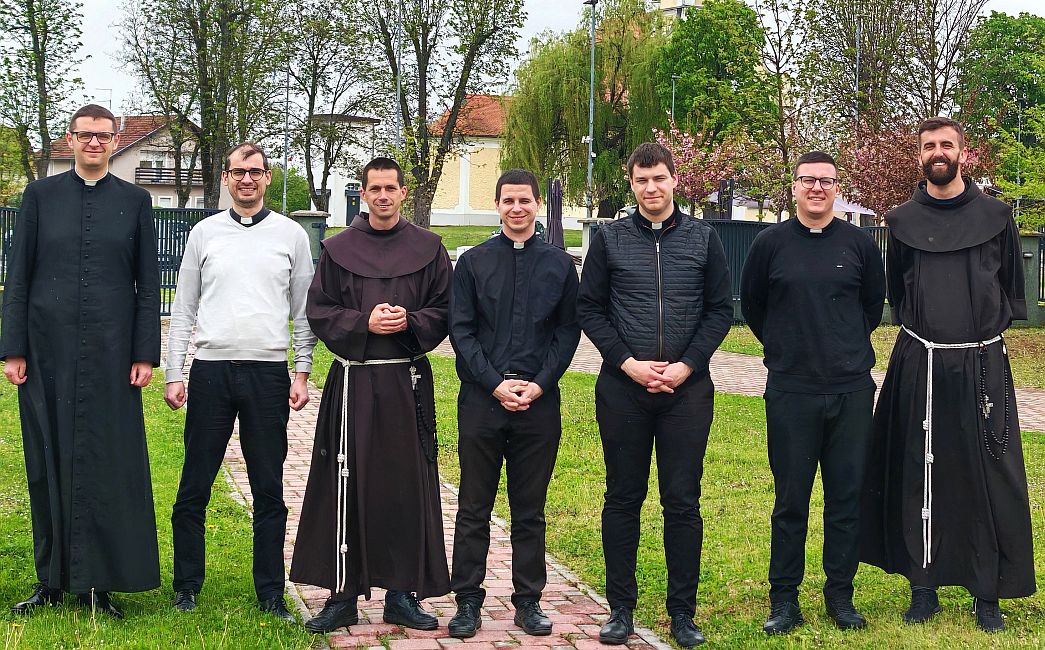 Đakoni iz Dalmacije u pohodu Župi i Općini Sibinj