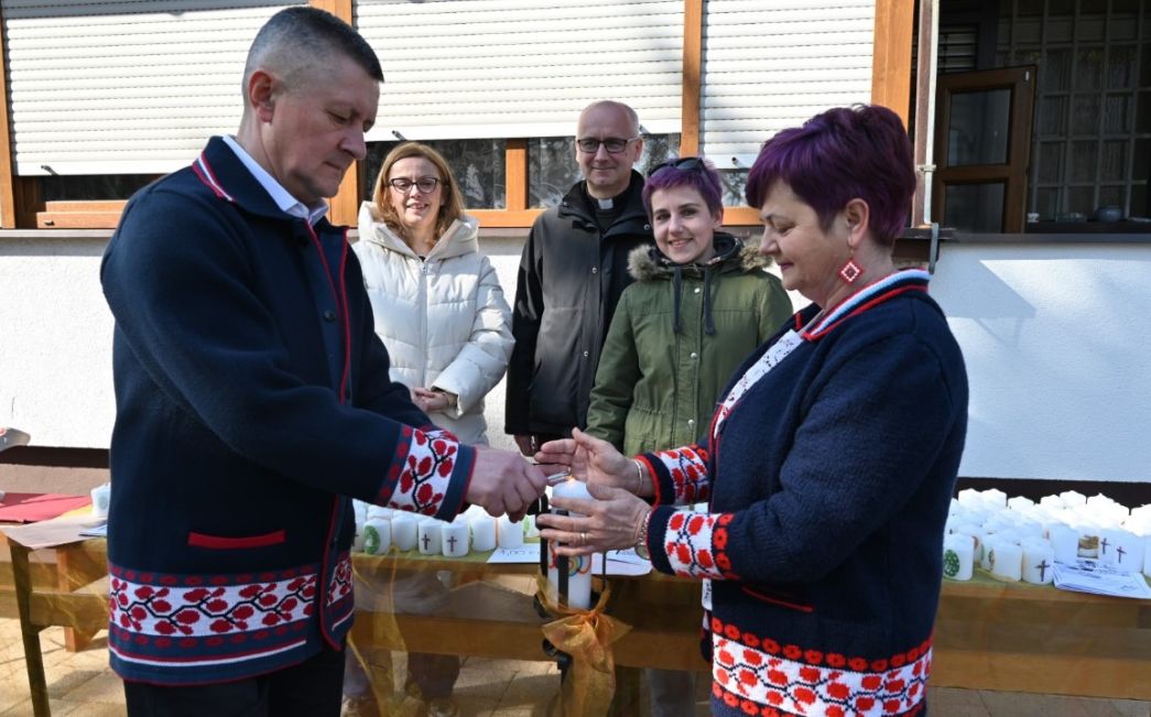 U Gospinu svetištu predstavljen projekt Jedna svijeća za svjetlo u obitelji